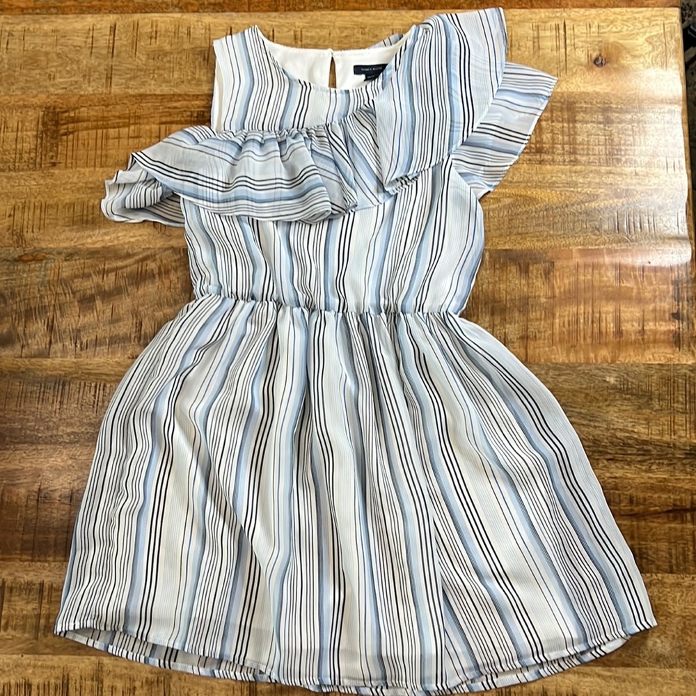 Tommy Hilfiger girls medium dress.